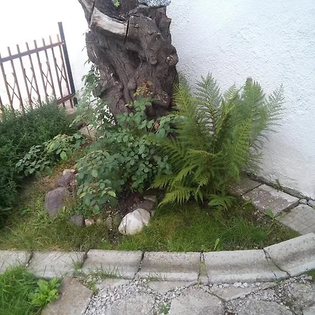 Ahp Pensjonat Mala Tsŭrkva