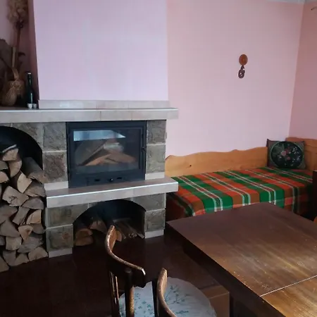 Ahp 招待所 Mala Tsŭrkva